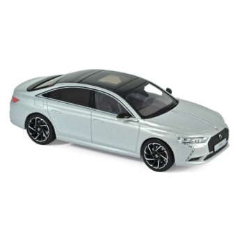 DS 9 E-TENSE 2020 1:43