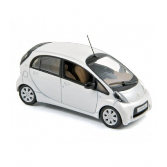C Zero 2010 1:43