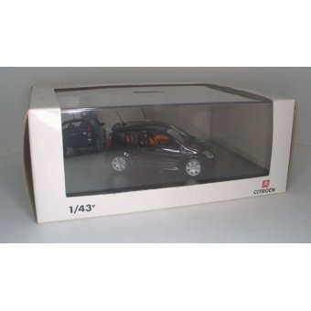 C2 Dealer 1:43